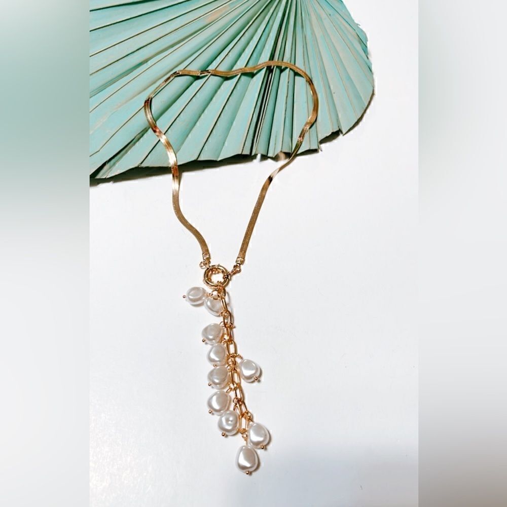 Pearl drop gold necklace  S43